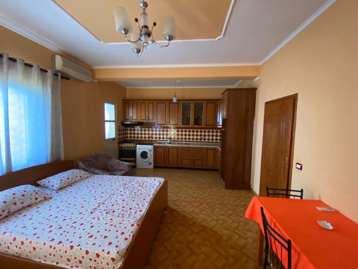 Villa Osmani Durrës 外观 照片
