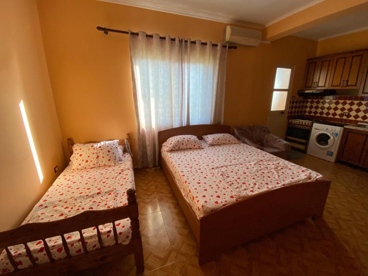 Villa Osmani Durrës 外观 照片